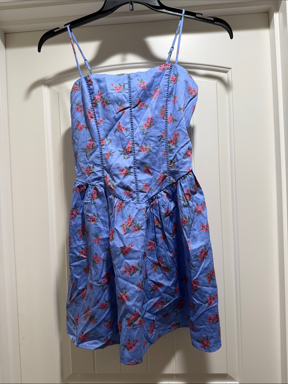 Women’s Blue Floral Spaghetti-Strap Dress